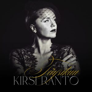 Täysikuu 1 Kirsi Ranto, Täysikuu levynkansi. Kannessa on mustavalkoinen kuva Kirsistä,.