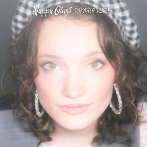 Nuppu Spotify Kansi 1 Nuppu Oinaan singlen kannessa on kasvokuva Nupistas