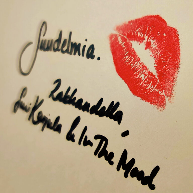 In The Mood 6 Suvi arjula, single, Suudelmia